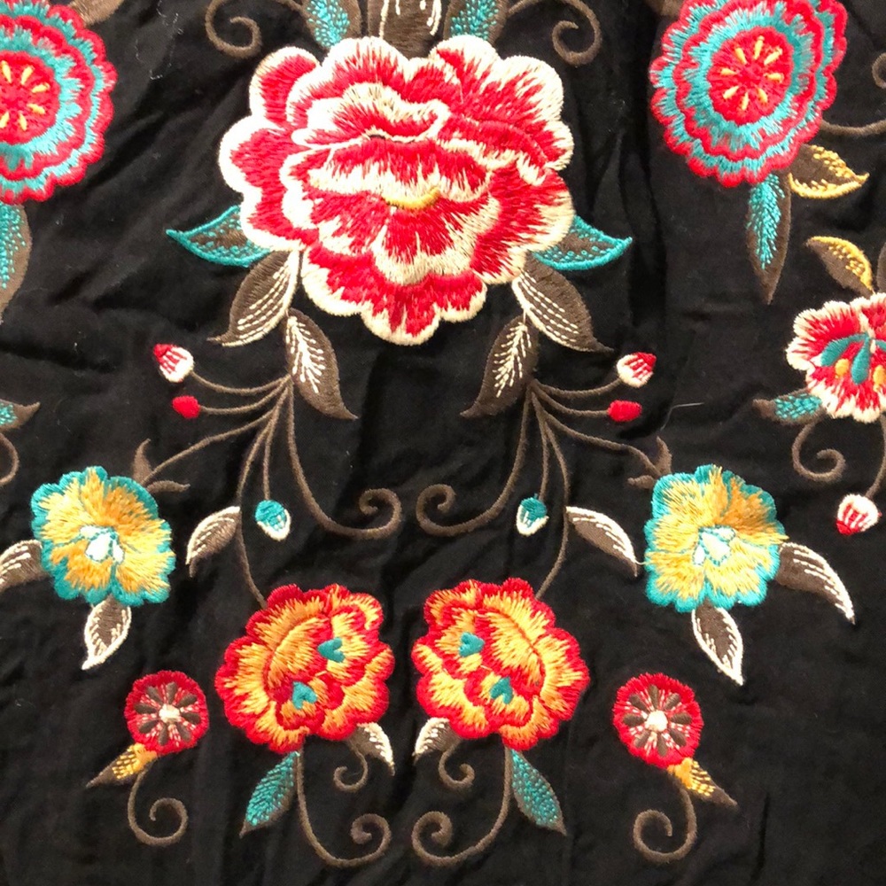 Embroidered tunic! - Picture 2 of 7
